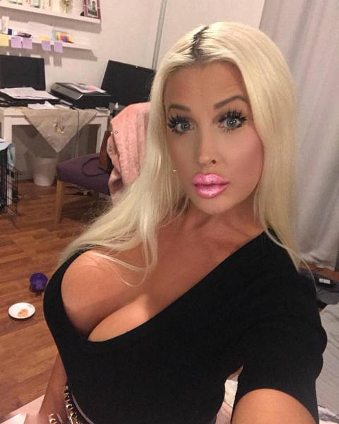 From Size Zero To The Biggest Boobs In Norway