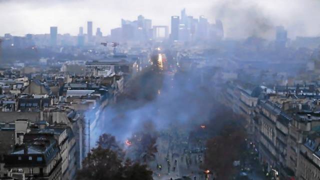 French Riots Are Pretty Epic