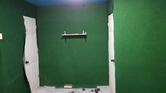 Man Builds An Entire Basement Jungle For His Late Brother’s Cats