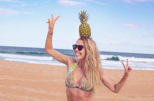 Girls Love Pineapples And We Love Girls!