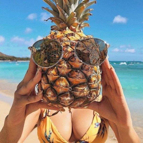 Girls Love Pineapples And We Love Girls!