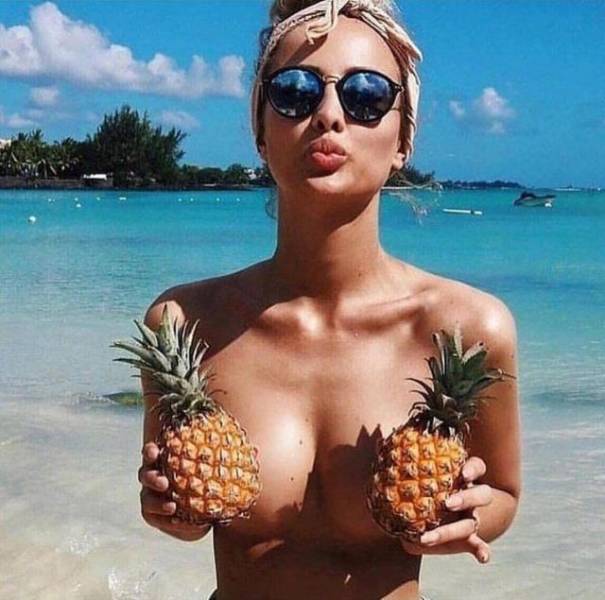 Girls Love Pineapples And We Love Girls!