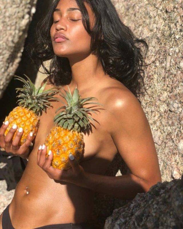 Girls Love Pineapples And We Love Girls!