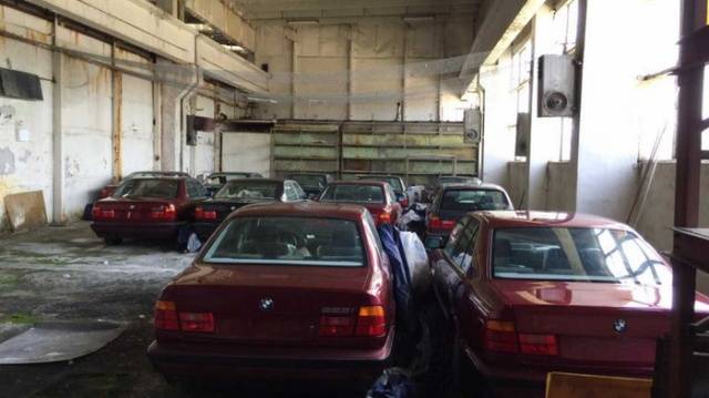 Bulgarian Warehouse Had Eleven Brand New 1994 BMW 5 Series (E34)