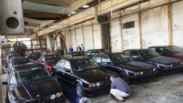 Bulgarian Warehouse Had Eleven Brand New 1994 BMW 5 Series (E34)