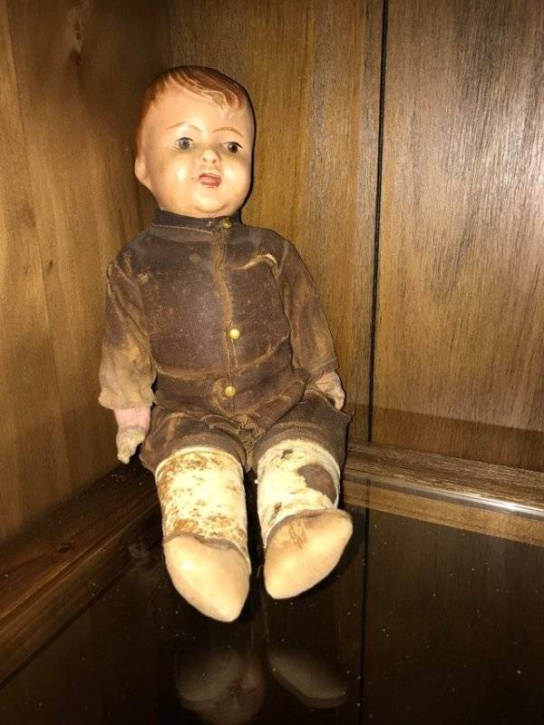 You Wouldn’t Want To Find This Creepy Stuff In Your Own House