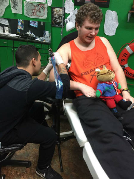 Man Diagnosed With Autism Finally Gets A Tattoo Of His Dreams