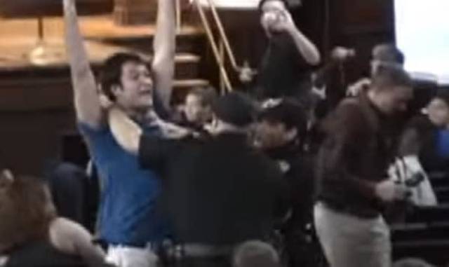 This Was Cool 10 Years Ago. And ONLY Then!