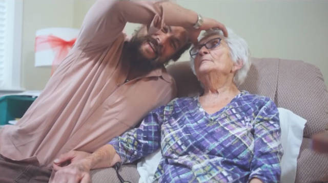 Jason Momoa And His Grandma Are Absolutely Adorable!
