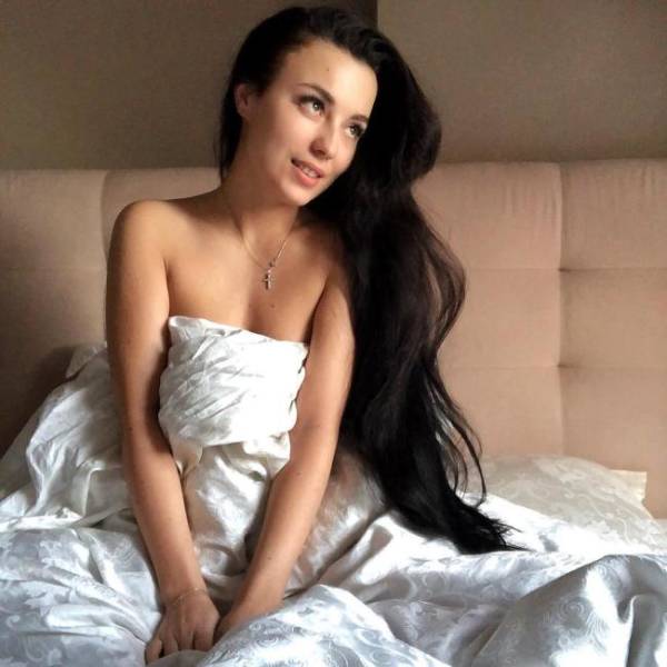 Russia Might Be Cold, But Russian Girls Are Pretty Hot