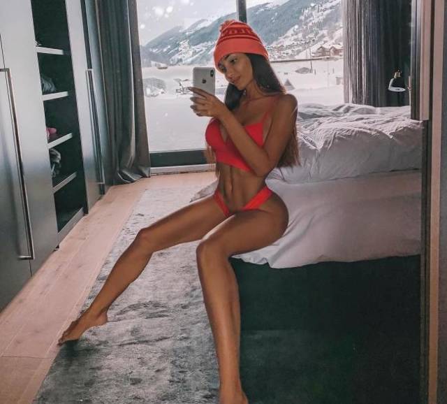 Russia Might Be Cold, But Russian Girls Are Pretty Hot