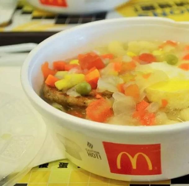 McDonald’s Menu Items From Around The Globe