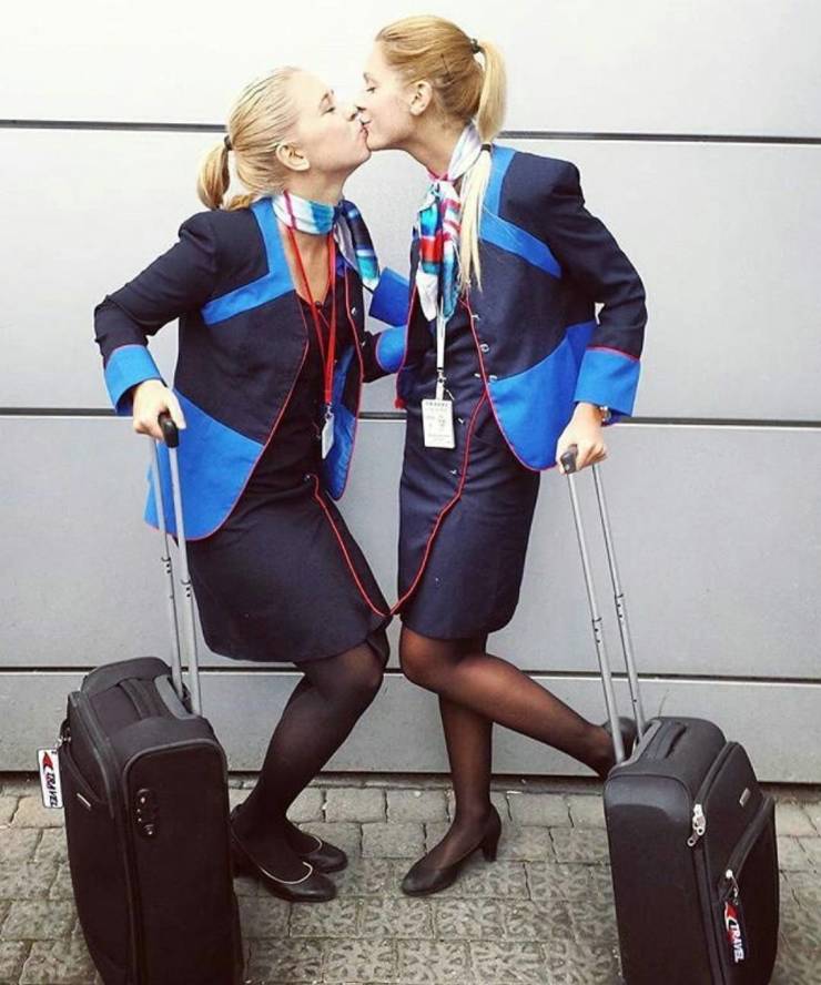 Pretty Flight Attendants Show How They Look Like When Not At Work