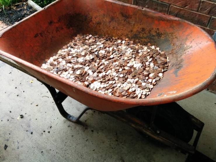 When Passive Aggression Is Your Only Weapon Against Annoying Neighbors When Passive Aggression Is Your Only Weapon Against Annoying Neighbors