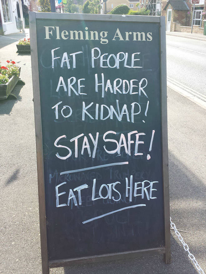 It’s Impossible To Ignore These Sidewalk Signs