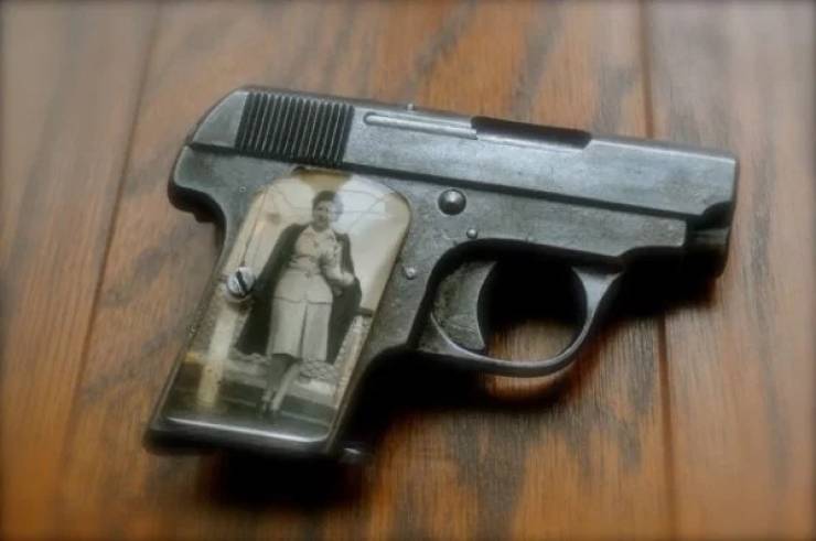 WWII “Sweetheart” Pistols With Grips Made Of Downed Plane Parts