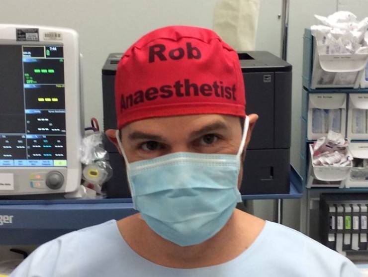Australian Anesthetist Started A Very Simple Trend Which Can Save Many Lives