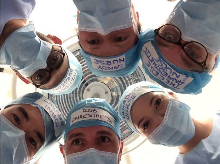 Australian Anesthetist Started A Very Simple Trend Which Can Save Many Lives