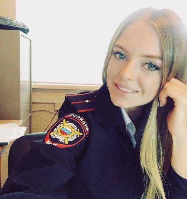 Russian Military Guys Are Very Lucky To Have These Girls Around Them