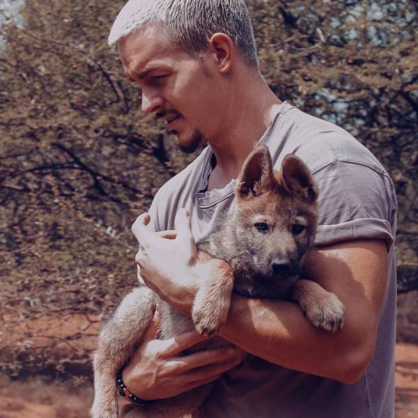 Swiss Man Gets Rid Of Everything He Had And Moves To Africa To Help Animals