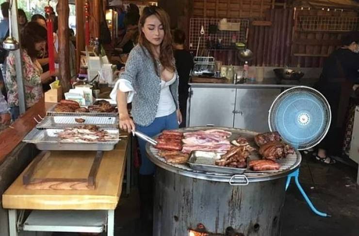 Taiwanese “barbecue Goddess” Becomes An Internet Sensation 12 Pics