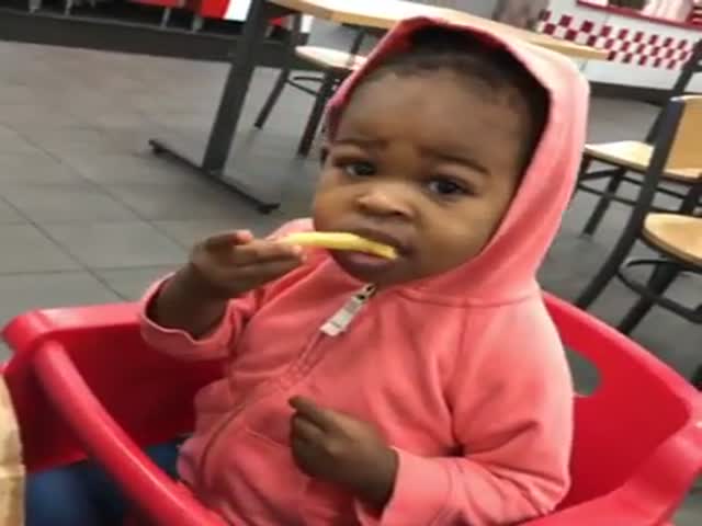 Dad Shows His Daughter Some Ketchup Magic