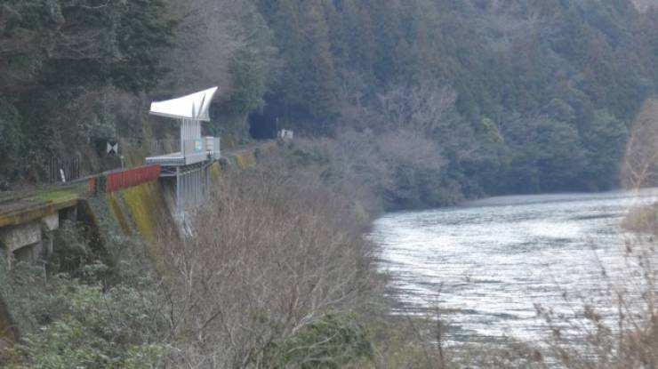 This Japanese Train Station Only Exists So That People Can Admire The Scenery