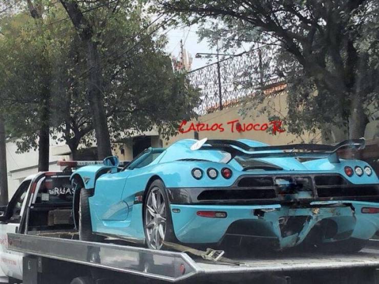 Mexican Businessman Destroys A Special Edition $1.5 Million Koenigsegg