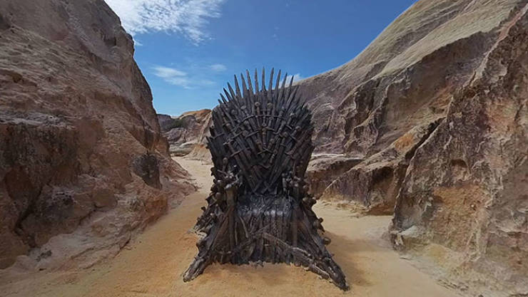 “Game Of Thrones” Hides 6 Thrones Around The World For The Fans To Find