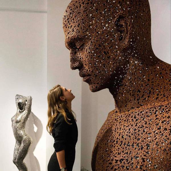 These Sculptures Almost Look Like They’re Alive