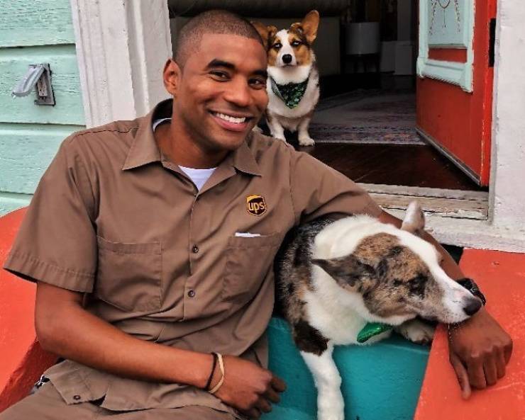 This UPS Driver Loves Each And Every Dog In The World!