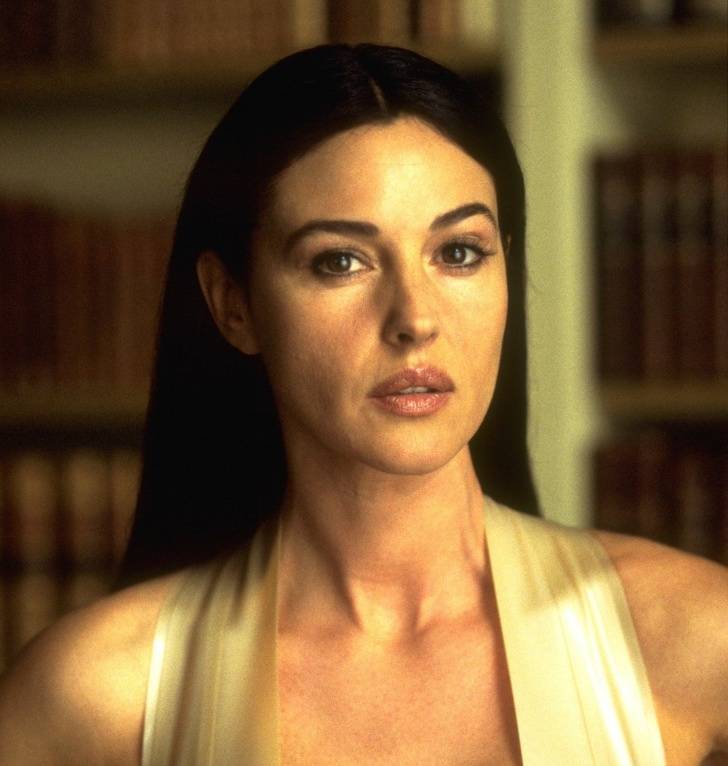 Has Chosen The Most Beautiful Hollywood Actresses