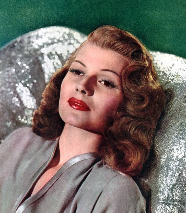 Has Chosen The Most Beautiful Hollywood Actresses