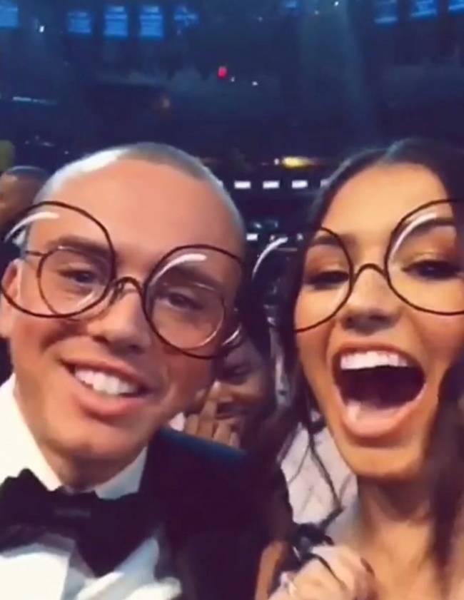 Photobombers Who Couldn’t Care Less About Your Perfect Photos