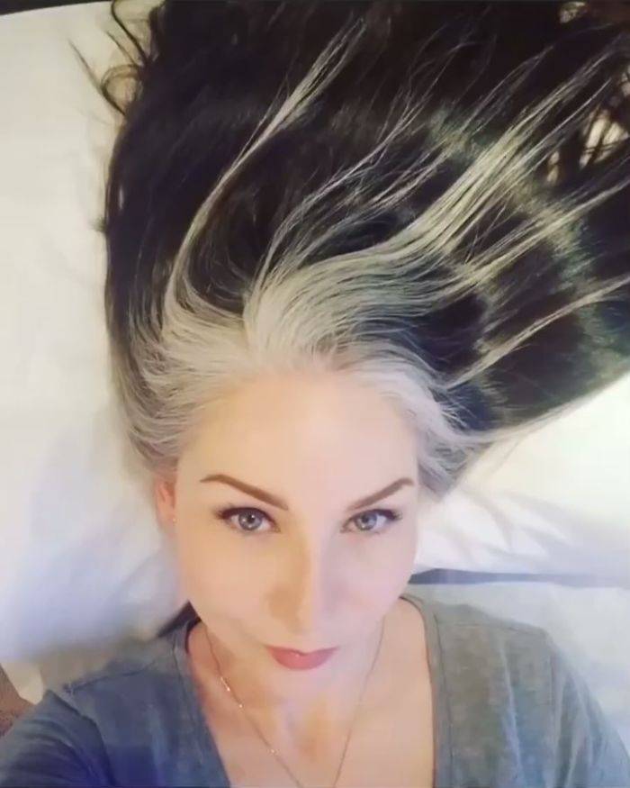 These Women Love Their Natural Gray Hair, And Are Absolutely Right To Do So