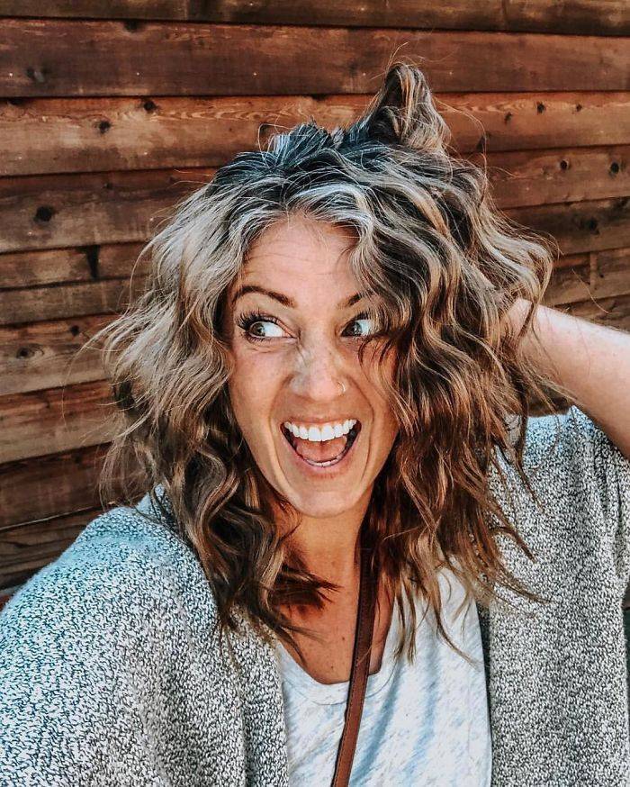 These Women Love Their Natural Gray Hair, And Are Absolutely Right To Do So