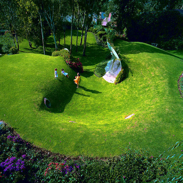 This Hobbit House Is A Perfect Example Of Organic Architecture