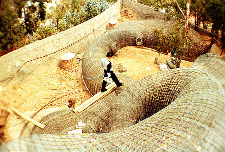 This Hobbit House Is A Perfect Example Of Organic Architecture