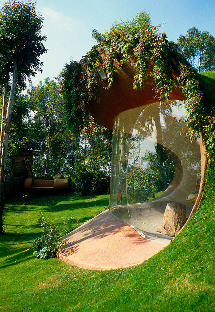 This Hobbit House Is A Perfect Example Of Organic Architecture