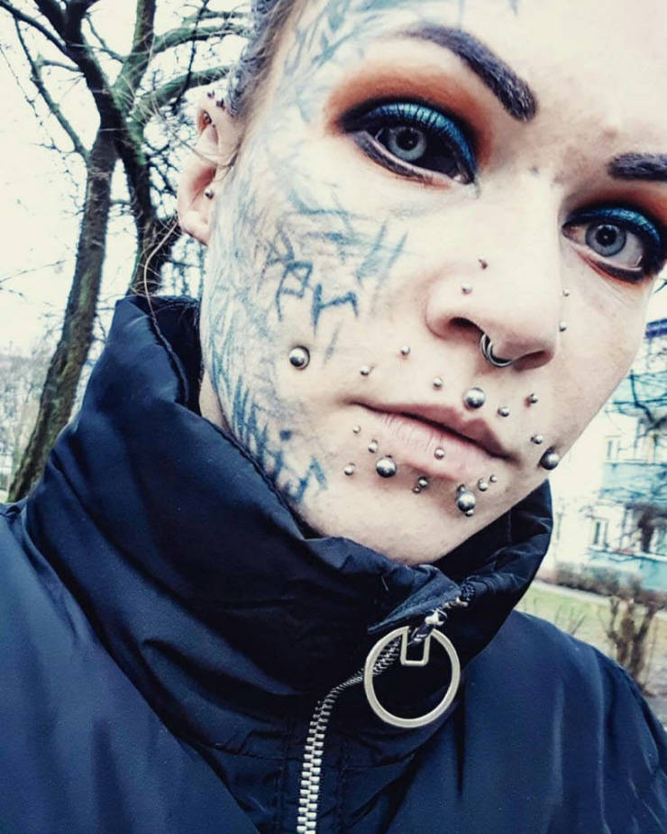 People Who Turned Themselves Into Monsters (47 pics)