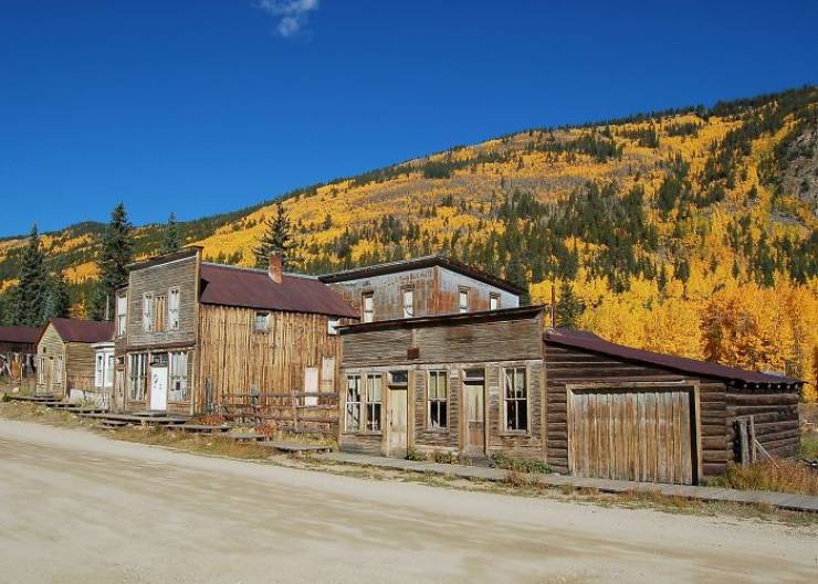 Ghost Towns Exist All Around The World