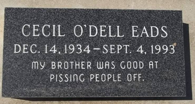 These Tombstones Are Trying To Give You One Last Laugh