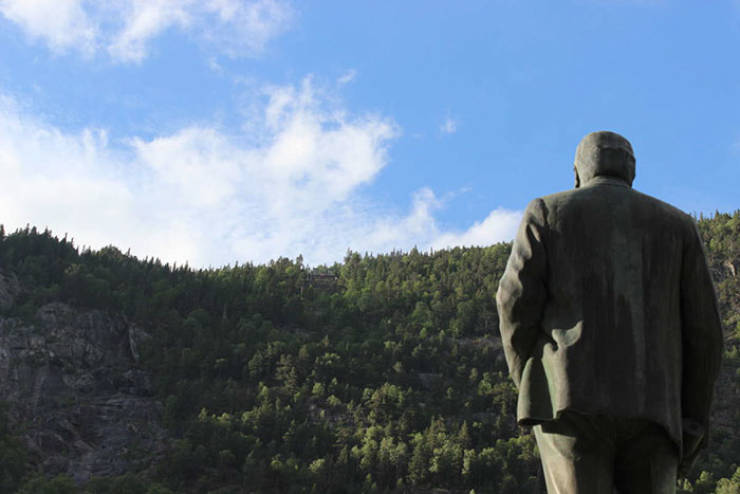 This Norwegian City Is One Of The Darkest On Earth, And Here’s How They Solve The Problem Of Lack Of Sunlight