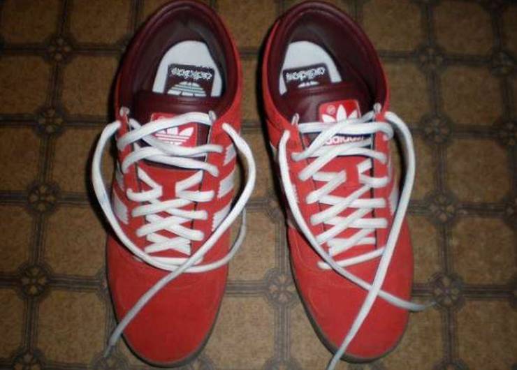 Chinese Sneakers – Cheap And Brutal