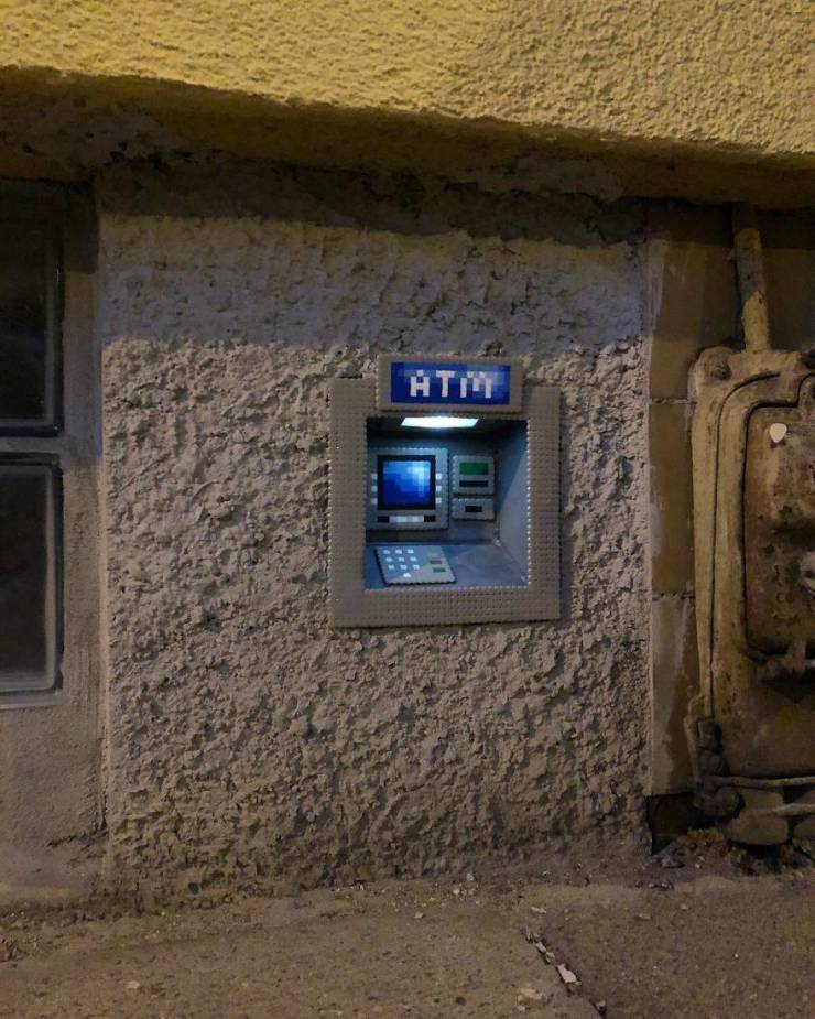 This Swedish Artist Turns Pixel Art Into Urban Art 30