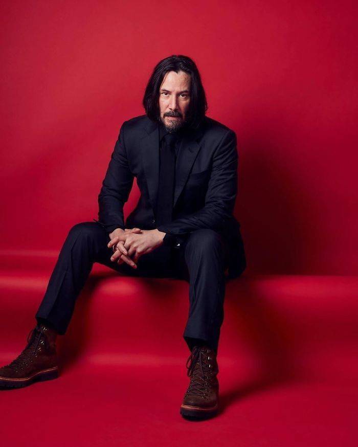 Keanu Reeves Finds Out That He Is The Internet’s Boyfriend Now