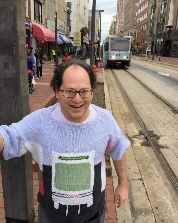 Guy Creates Sweater Copies Of Famous Places And Then Travels There