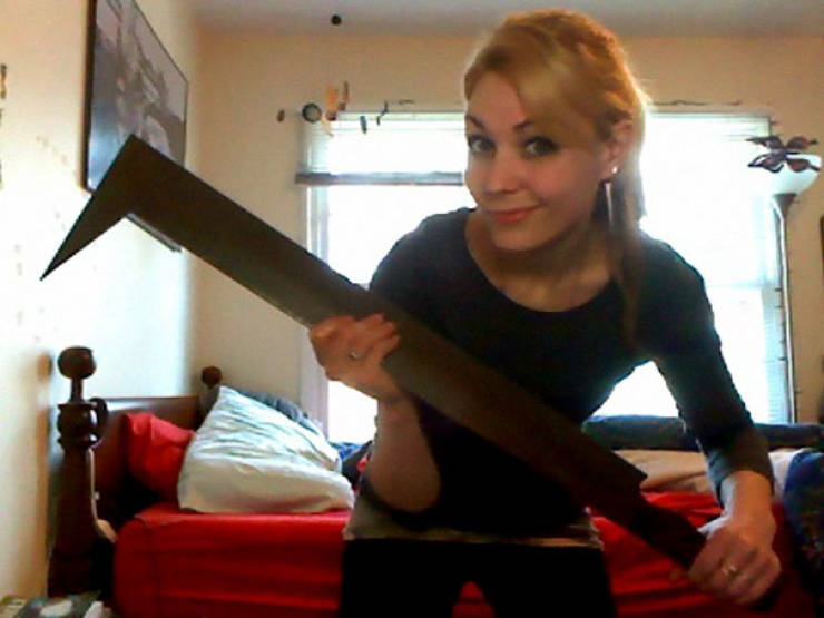 Everyone Needs To Have An Uruk-Hai Sword!