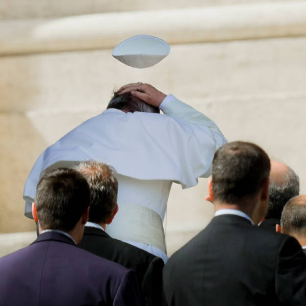 Who Is Stronger – Pope Or Wind?
