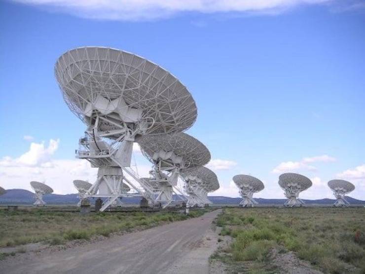 Theories On Why Aliens Don’t Contact Us